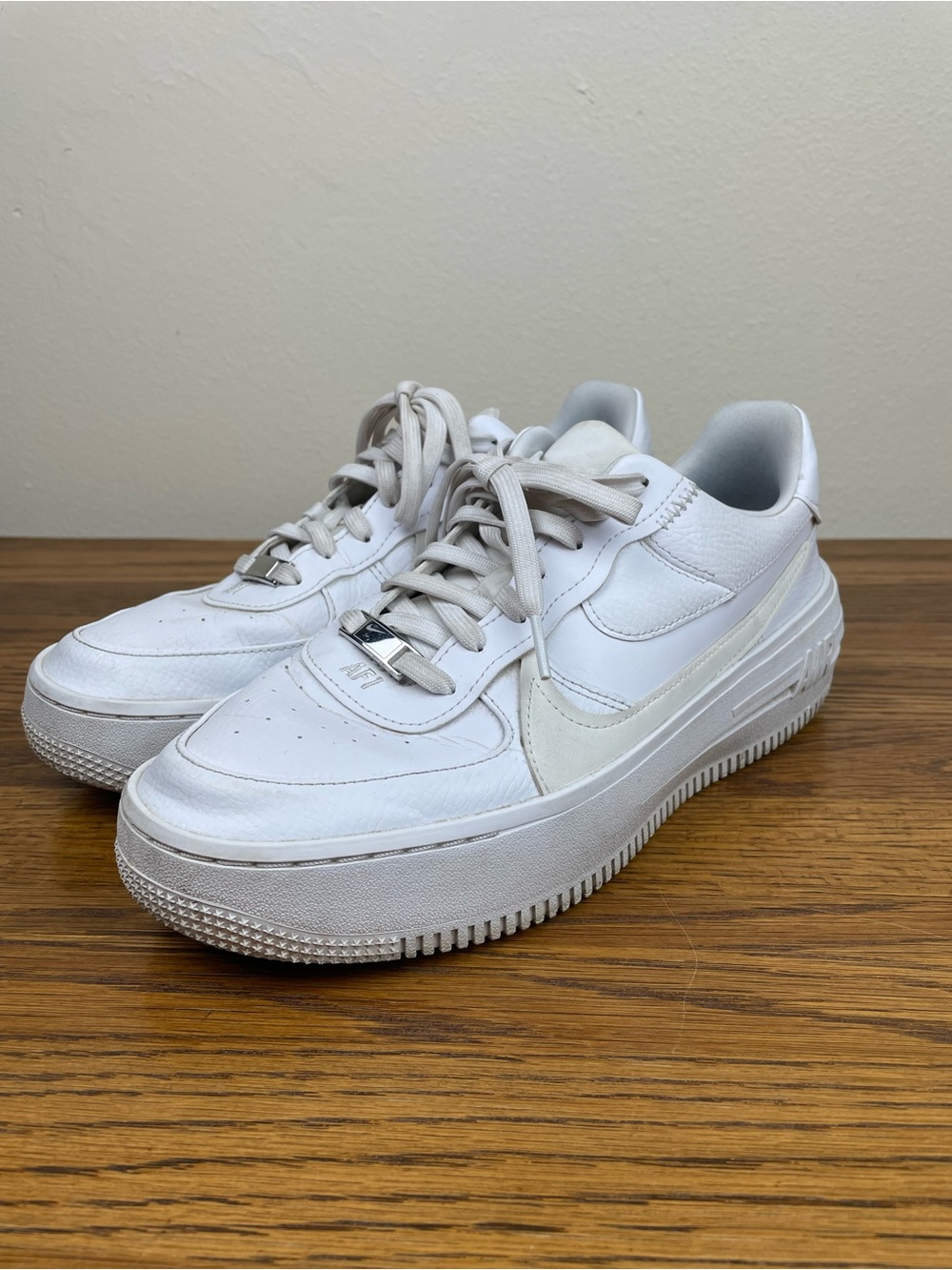 Nike Air Force 1 PLT.AF.ORM White Platform Sneakers Women’s Sz 10 DJ9946-100